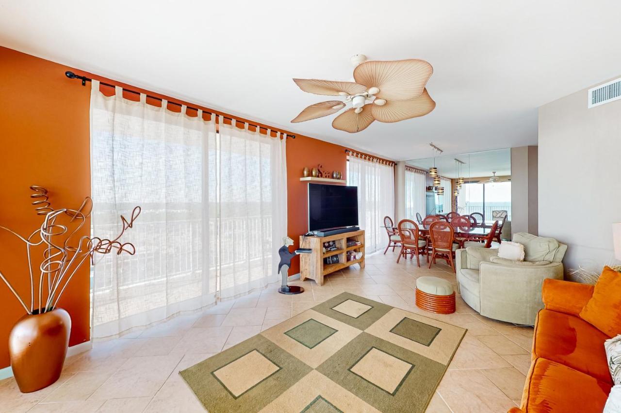 Pelican Pointe 1506