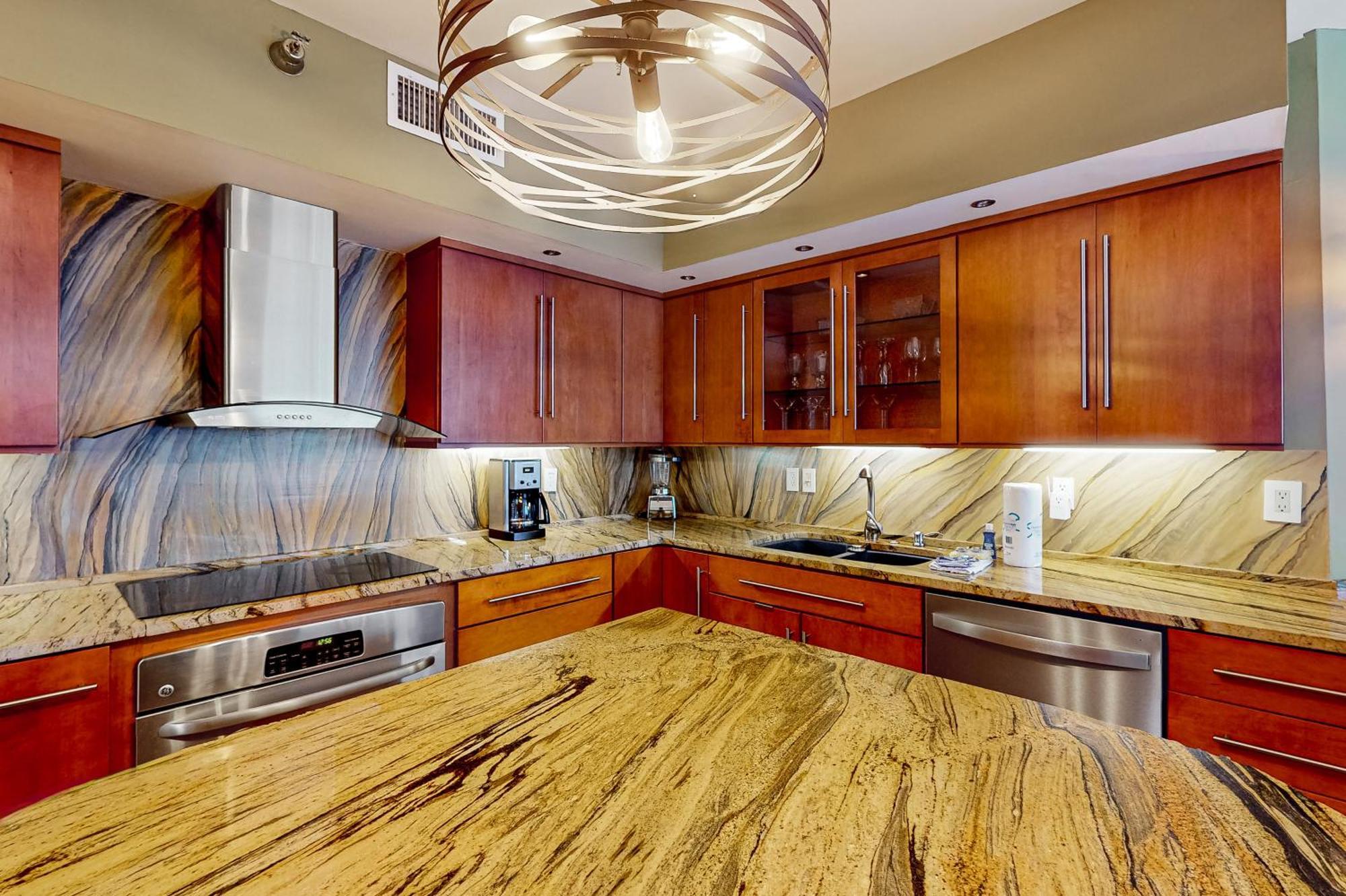 Pelican Pointe 1506 Apartment